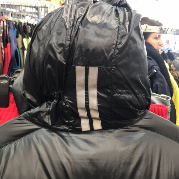 Canada Goose Black Puffer Jacket - Picture 12 of 15